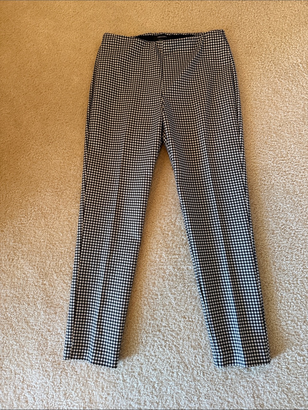 Women’s black and white Ralph Lauren cropped pants